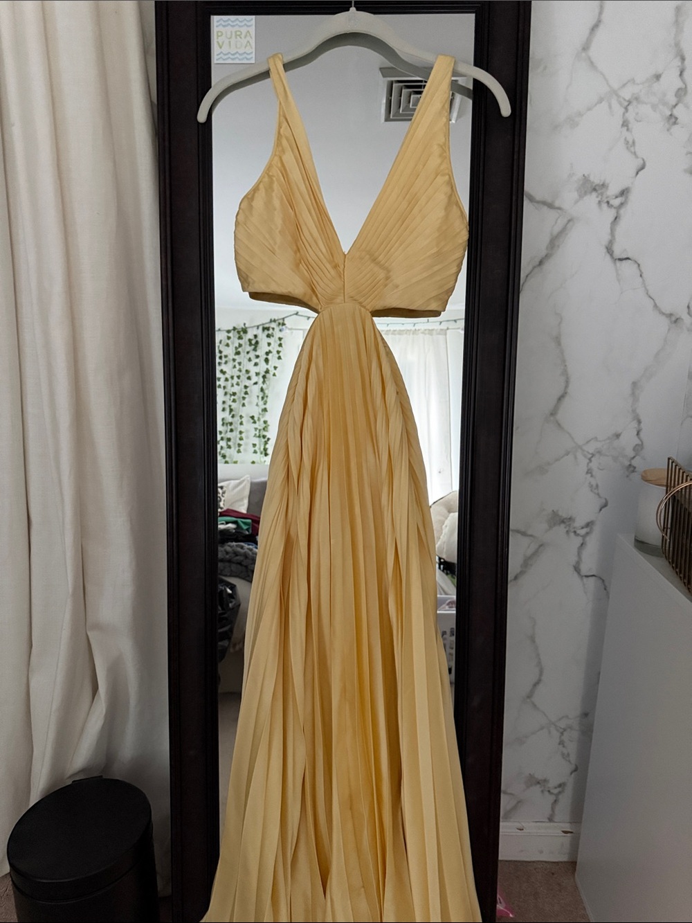 Abercrombie & Fitch Pale Yellow Pleated Cutout Prom Gown